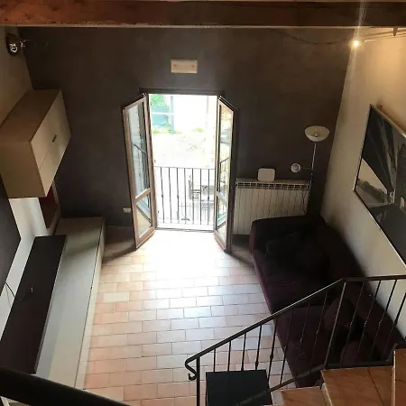 Grazioso Appartamentino Ristrutturato * Urbania